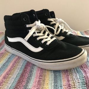 VANS women’s skate shoe